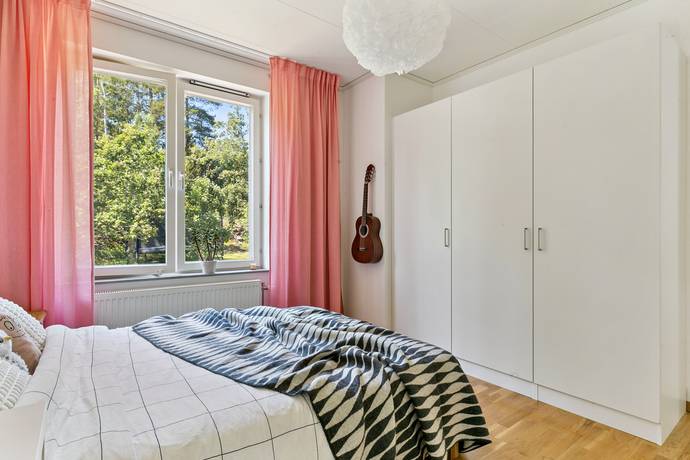 7 rum Villa på Maj Brings Väg 17 Sköndal - Lilla Sköndal - Konstnärstaden Stockholms kommun - bild 17