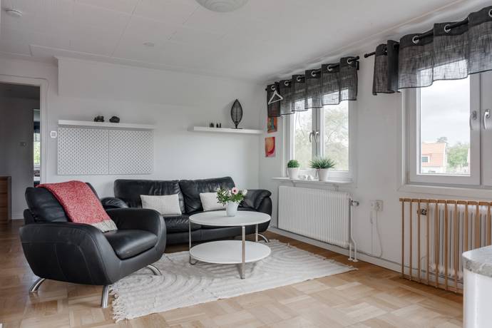 7 rum Villa på Holmgatan 14 Tibro kommun - bild 25