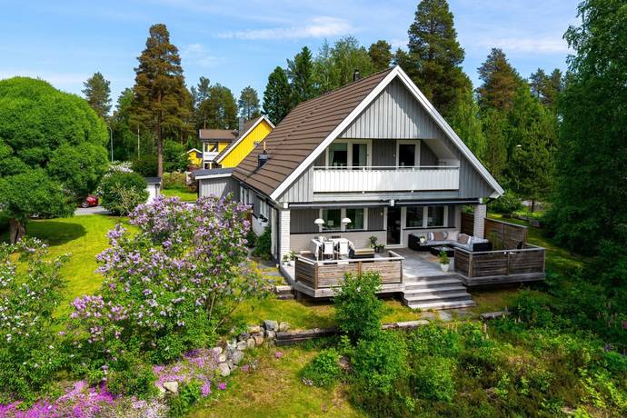 6 rum Villa på Liftstigen 16 Skellefteå Skellefteå kommun - bild 1