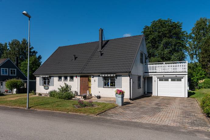 6 rum villa på Kullavägen 5 Urshult, Tingsryds kommun - bild 2