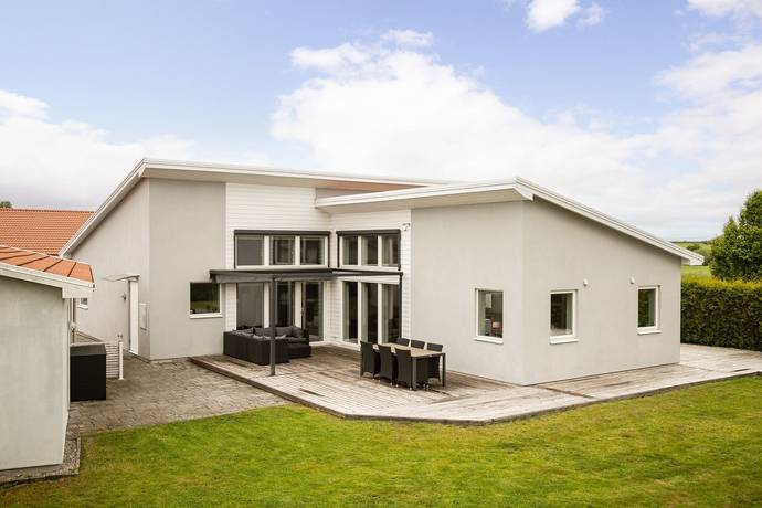 5 rum villa på Nyponrosvägen 12 Gryet, Kävlinge kommun - bild 1