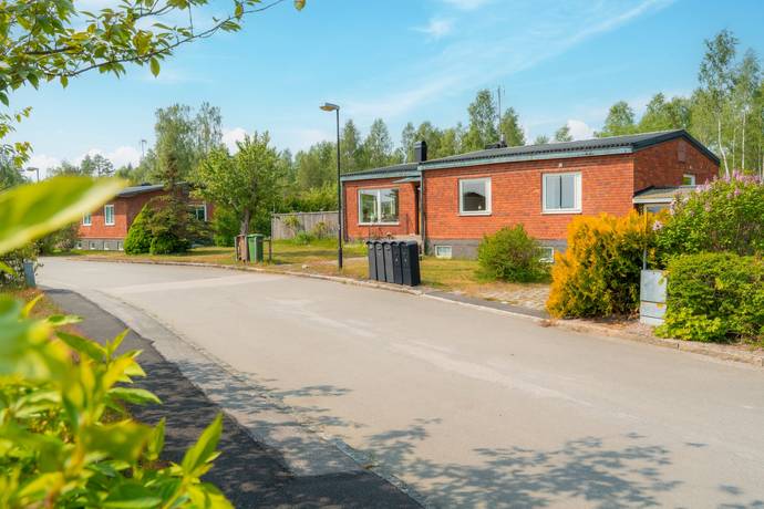4 rum villa på Hagavägen 7 Tystberga, Nyköpings kommun - bild 2