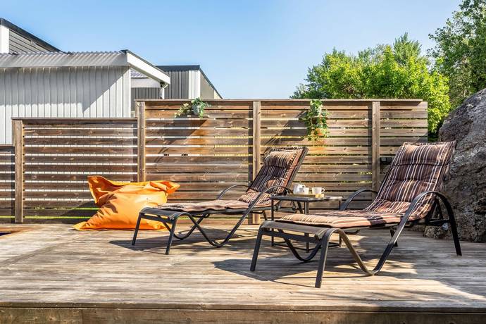 8 rum Radhus på Grenadjärgatan 13 Södra Skiljebo Västerås kommun - bild 52