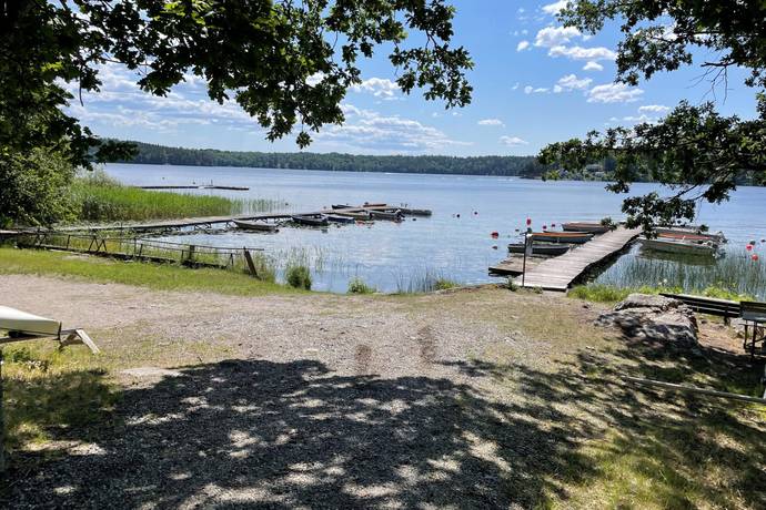 2 rum fritidshus på Skogsblommevägen 13 Nibbla, Ekerö kommun - bild 5