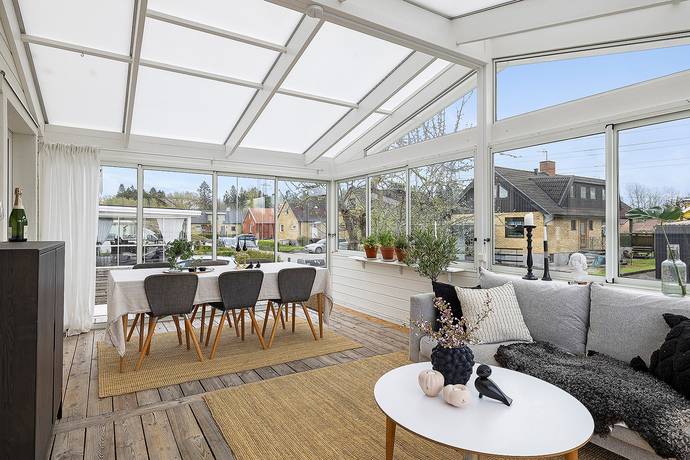 7 rum Villa på Äppleknäppsvägen 12 Torsred Trollhättans kommun - bild 2