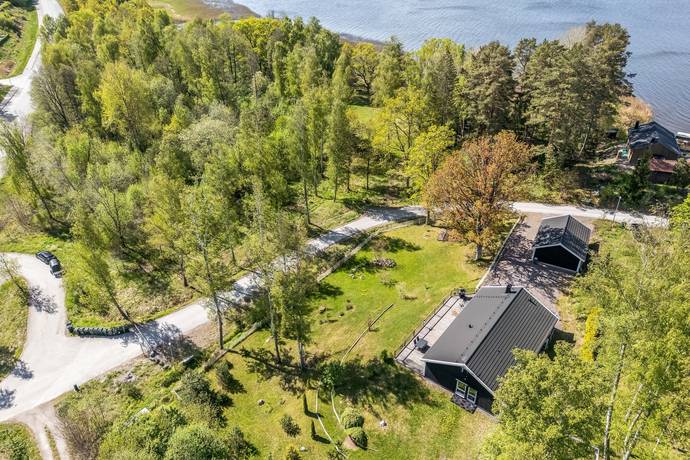 5 rum villa på Insjövägen 2 Svärtinge, Finspångs kommun - bild 2