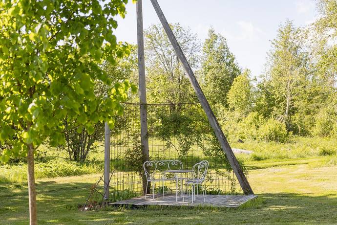 5 rum Vinterbonat fritidshus på Bennarby 116 (ÖSTHAMMAR BENNARBY 1:4 och ÖSTHAMMAR BENNARBY 1:7) Österbybruk Östhammars kommun - bild 38