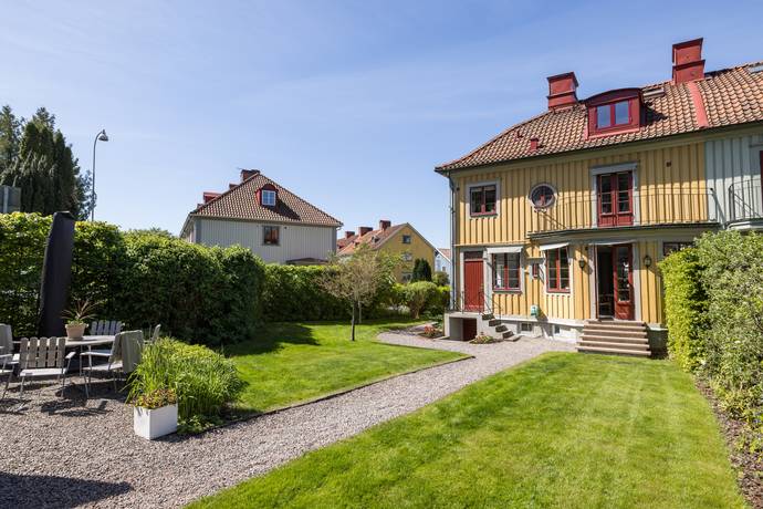 7 rum radhus på Fyradalersgatan 22 Änggården, Göteborgs kommun - bild 1
