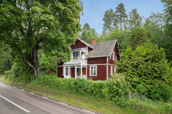 villa på Öjenäs 16 Lysvik, Sunne kommun - bild 1