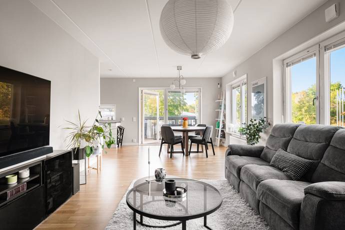 Råckstavägen 84, 1tr, Vällingby - Råcksta, Stockholms kommun