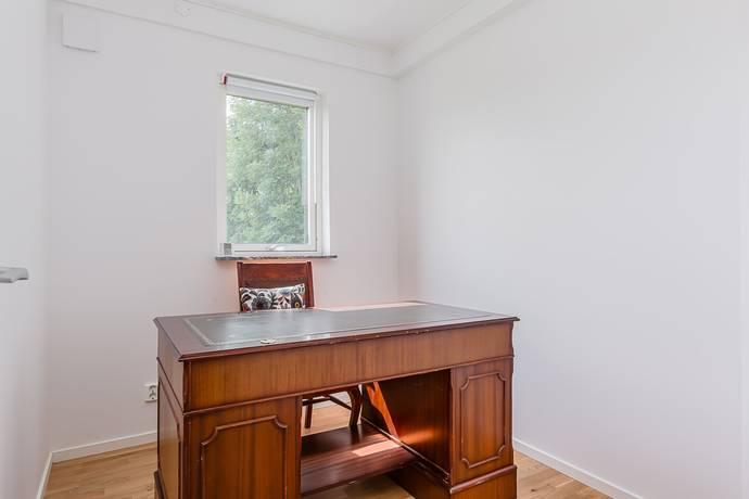 7 rum Gård/skog på Edesta 33 Mölnbo Södertälje kommun - bild 24
