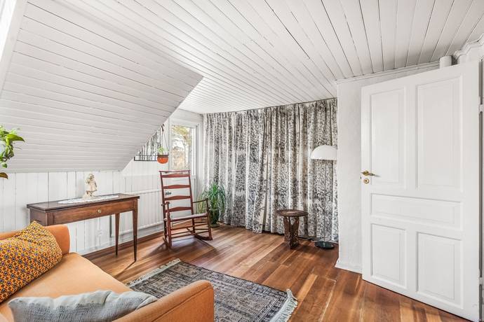 8 rum Villa på Solstigen 25 Ulvhäll Strängnäs kommun - bild 32