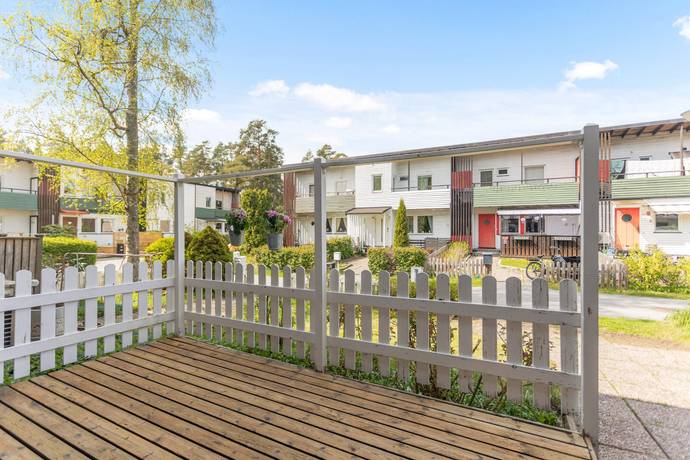 5 rum Radhus på Gräsåkersvägen 39D Gräsåker Ekerö kommun - bild 3
