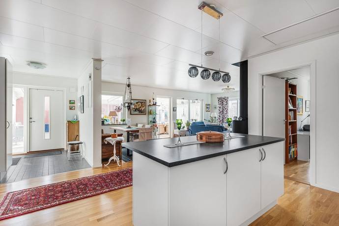 4 rum Villa på Sländvägen 33 Fårhushagen Strängnäs kommun - bild 8