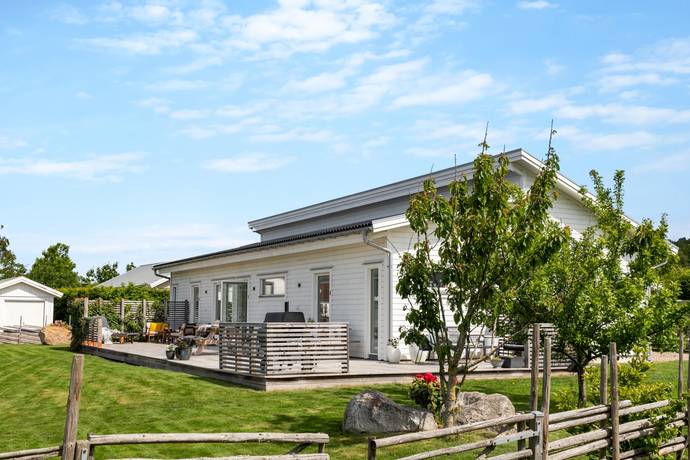 6 rum Villa på Smeakalles väg 22 Tvååker Varbergs kommun - bild 1