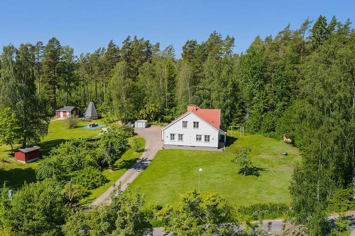5 rum villa på Svenshult 302 Västra Skagene, Hammarö kommun - bild 1