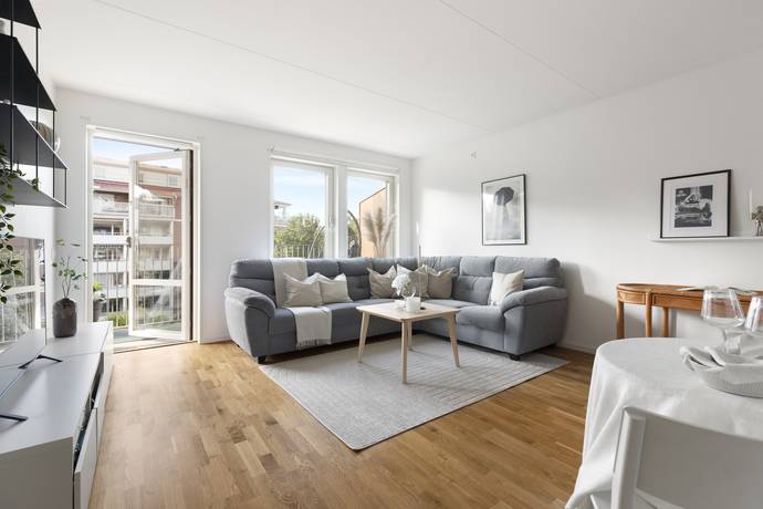 2 rum lägenhet på Storgatan 76B, vån 4 Huvudsta, Solna kommun - bild 1