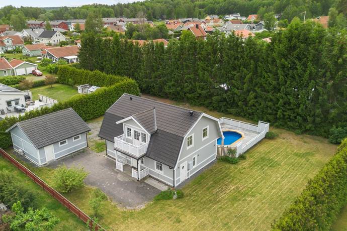 167 m² Villa på Lavevägen 15 Tungelsta Haninge kommun - bild 2
