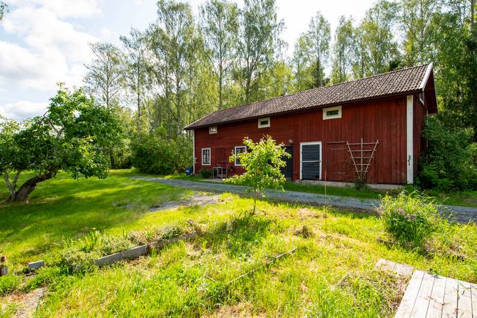 gård med jordbruk på Ransta Olsbo 280 Ransta, Sala kommun - bild 5