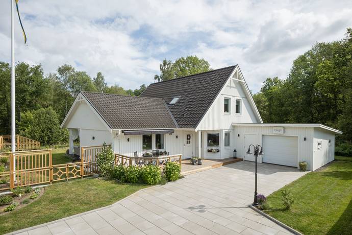 7 rum villa på Broholmsvägen 20 Huskvarna Stensholm, Jönköpings kommun - bild 1