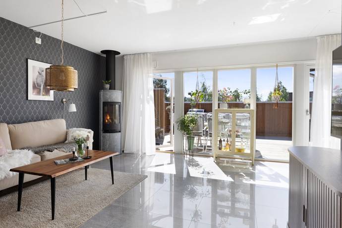 6 rum radhus på Löjtnantsvägen 5 Barkarbystaden, Järfälla kommun - bild 3