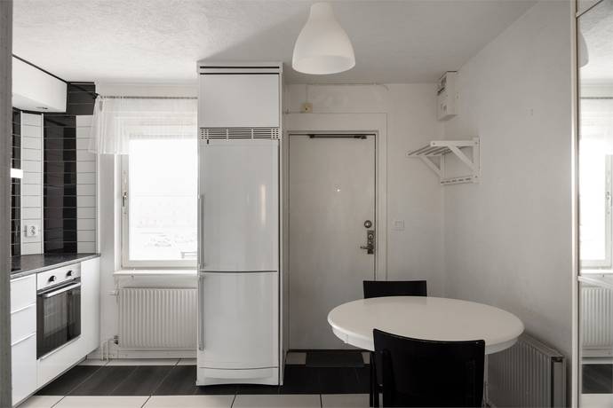 1 rum lägenhet på FLISAVÄGEN 38 Bjurhovda, Västerås kommun - bild 4