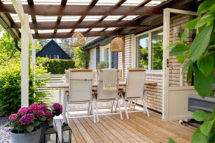 7 rum villa på Djupsjövägen 3 Fårbo, Oskarshamns kommun - bild 2