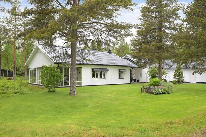 villa på Lill-Kricksand 182 Robertsfors, Robertsfors kommun - bild 2