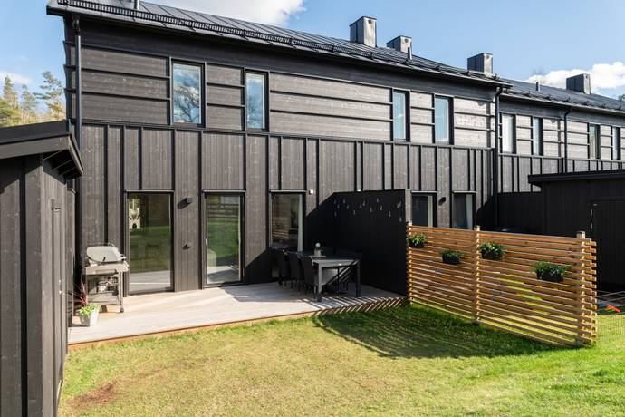 5 rum radhus på Åletas väg 14A Skogstorp, Eskilstuna kommun - bild 1