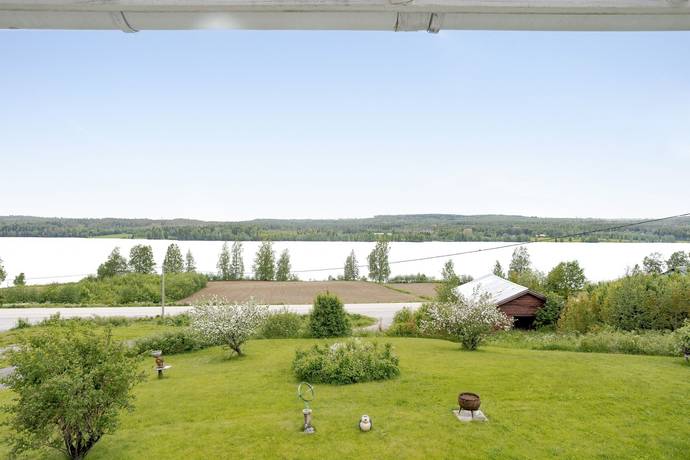 5 rum Gård/skog på Hällingen 127 Holm Sundsvalls kommun - bild 1