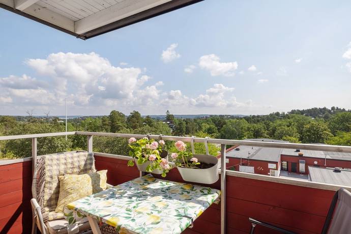 4 rum lägenhet på Ljuskärrsvägen 35 Saltsjöbaden, Nacka kommun - bild 1