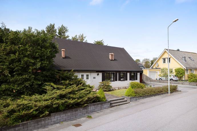6 rum Villa på Blåvingegatan 13 Örbäcken Västerviks kommun - bild 39