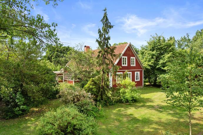 7 rum gård med jordbruk på Skallatorpsvägen 2 Sturkö, Karlskrona kommun - bild 2