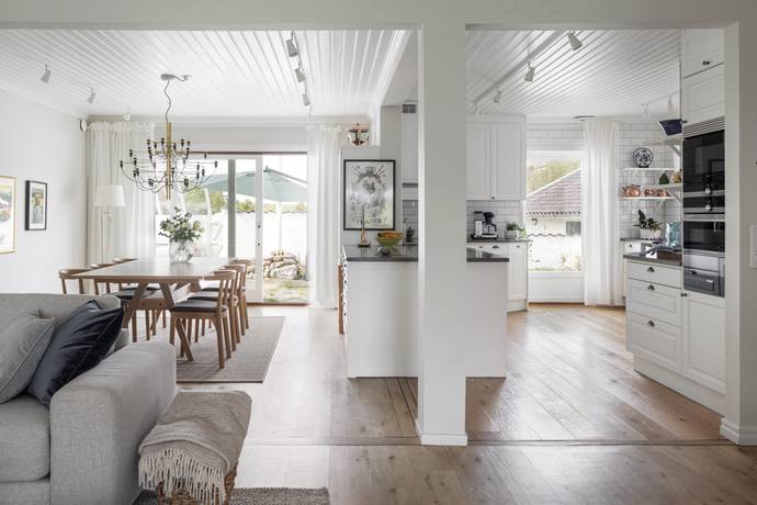 330 m² Vinterbonat fritidshus på Flatön 512 Björnsund Malö Strömmar Orust kommun - bild 17