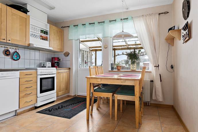 Hultebackavägen 132 i ingared, alingsås bostadsrätt till salu ...