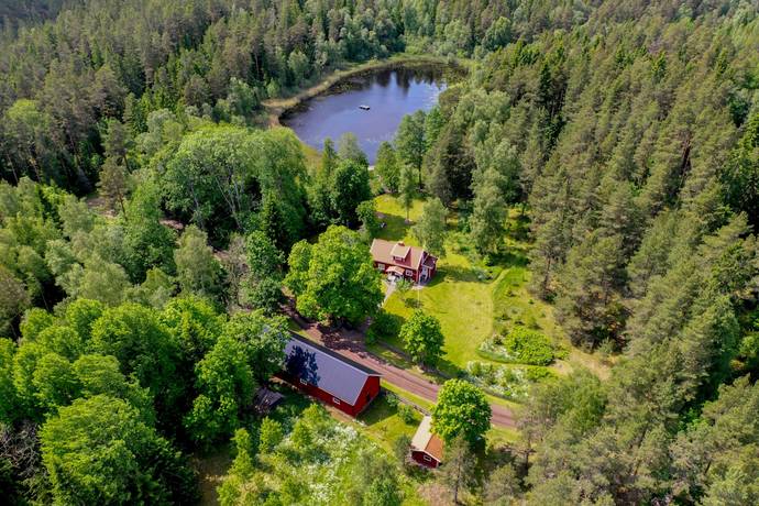 5 rum fritidshus på Örsaskögle Brotorpet Virserum, Hultsfreds kommun - bild 1