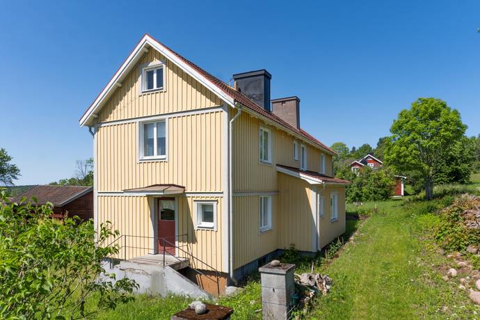 8 rum gård med jordbruk på Kongseryd Kongshult 1 Hult, Eksjö kommun - bild 3