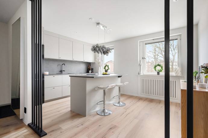 Muraregatan 8B, Kinna, Marks kommun