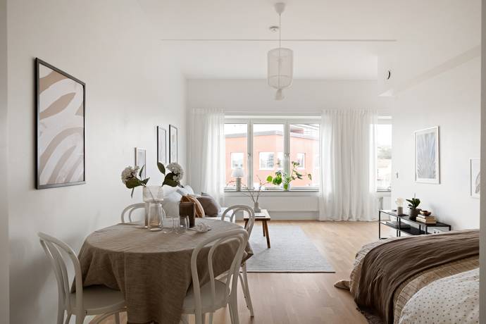 1 rum Lägenhet på Lövgatan 55, 7/7 tr! Råsunda Solna kommun - bild 1