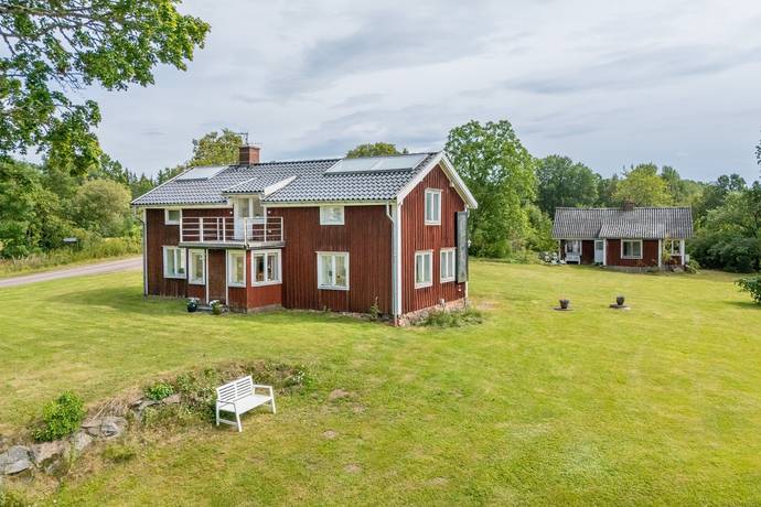 5 rum gård/skog på Håringe 22 Bolmsö, Ljungby kommun - bild 2