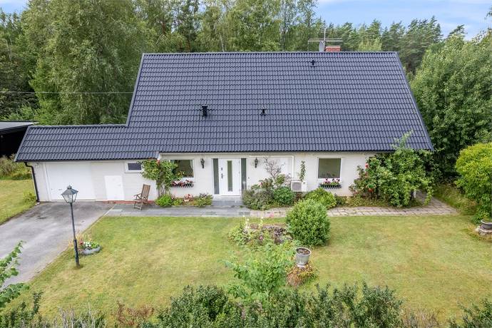 7 rum villa på Terrängvägen 42 Västra Jakobsberg, Järfälla kommun - bild 4