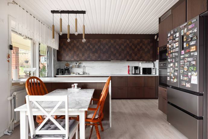 villa på Humlevägen 10 Flen, Flens kommun - bild 2