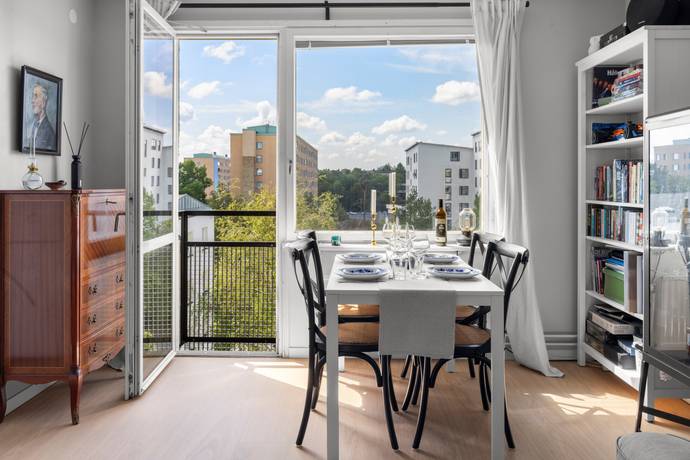1,5 rum lägenhet på Kungssätravägen 14 Sätra - Skärholmen, Stockholms kommun - bild 2