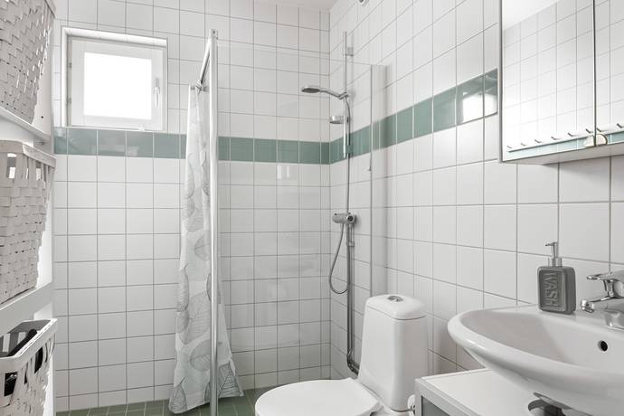 4 rum lägenhet på Rosenhöjdsvägen 17 Rosenlund, Södertälje kommun - bild 4
