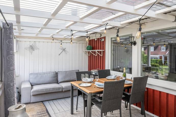 4 rum radhus på Smultronstigen 8 Nyhem, Finspångs kommun - bild 1