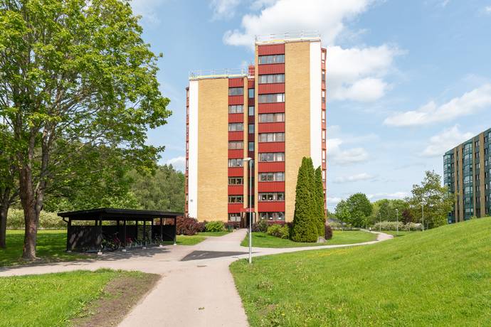 4 rum Lägenhet på Släggkastargatan 10 Rönnby Västerås kommun - bild 25