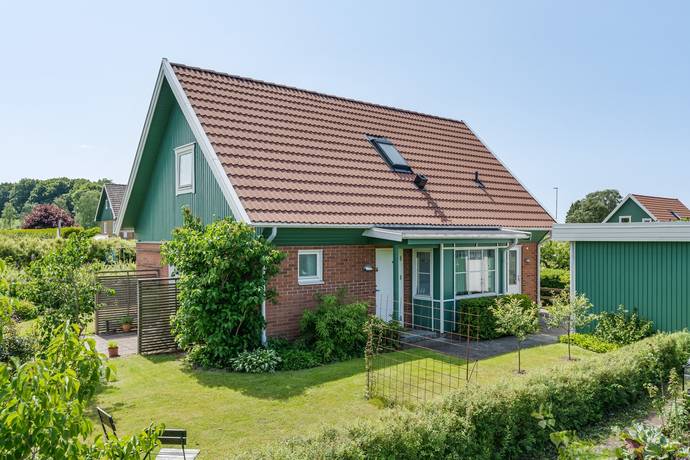 5 rum villa på Bäckvägen 51 Förslöv, Båstads kommun - bild 1