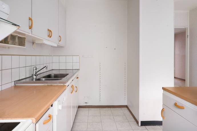 4 rum Lägenhet på Äspholmsvägen 23, vån 6 Skärholmens Centrum Stockholms kommun - bild 10