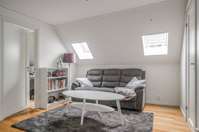 6 rum Kedjehus på Odonstigen 25 Finninge Strängnäs kommun - bild 24