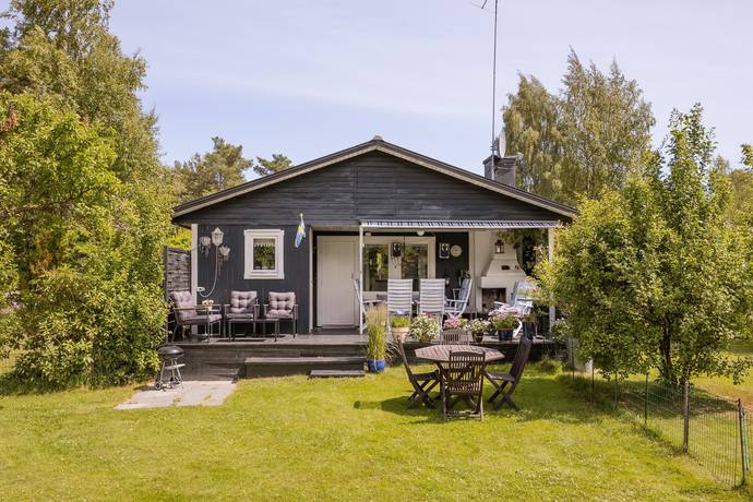 3 rum villa på Lillövägen 17 Mönsterås, Mönsterås kommun - bild 1
